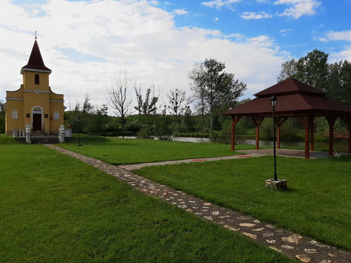 Ligetalja Termal Hotel Peneszlek Exterior photo